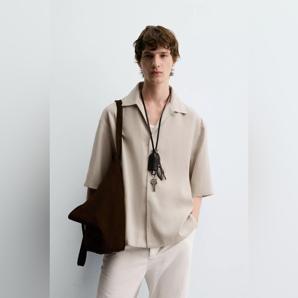 Zara Men’s relaxed fit shirt